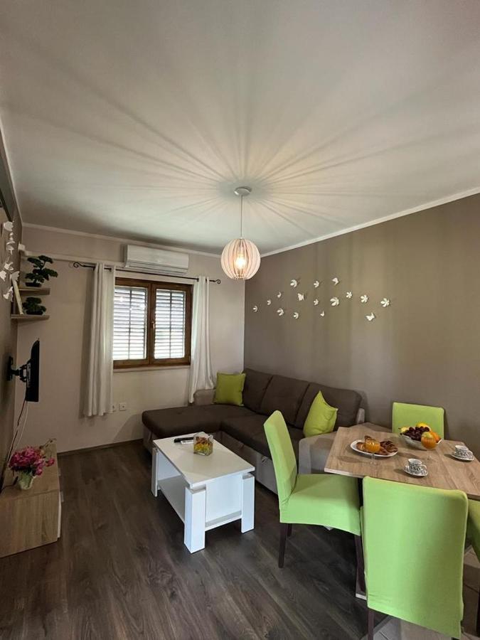 Pomerino Apartmans Buitenkant foto