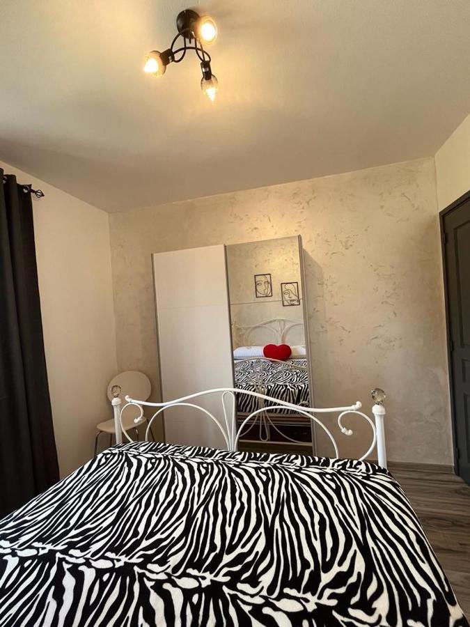 Pomerino Apartmans Buitenkant foto