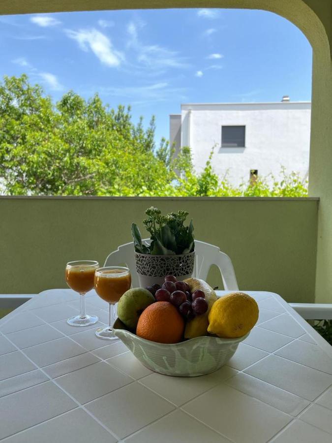 Pomerino Apartmans Buitenkant foto